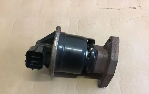 Honda Civic EGR valve 390285 EE01 3356E
