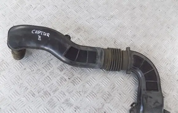 Renault Captur II Air intake hose/pipe 165555837R