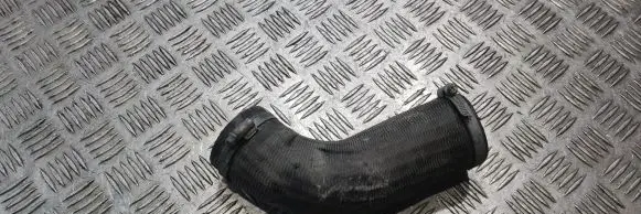 Volvo XC90 Intercooler hose/pipe 31422062