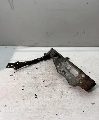Lexus IS 220D-250-350 Side radiator support slam panel 
