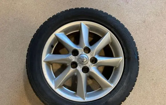 Toyota Auris 150 R16 alloy rim 