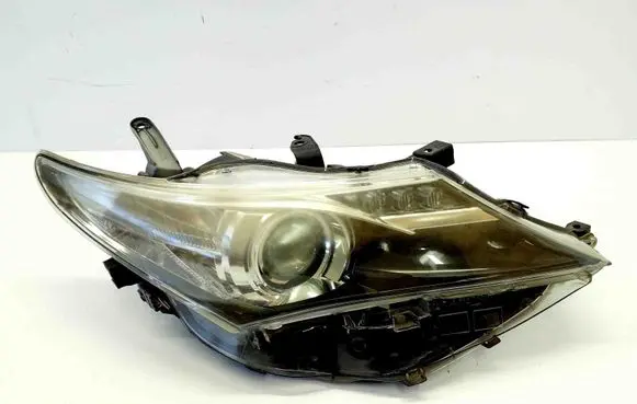 Toyota Auris E180 Headlight/headlamp 8111002E31 89907728