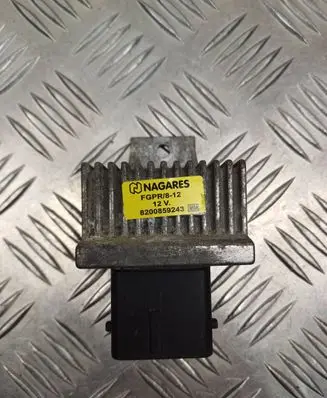 Renault Megane III Glow plug pre-heat relay 8200859243