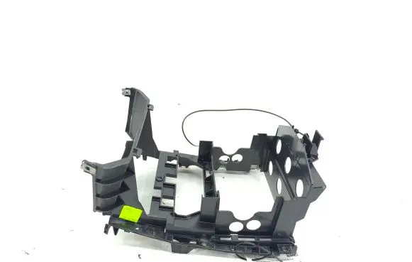 Mercedes-Benz GL X164 Radio/GPS head unit trim a1646800216