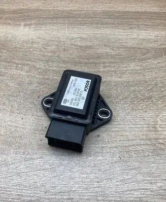 BMW 5 E60 E61 ESP acceleration yaw rate sensor 6758750 0265005266