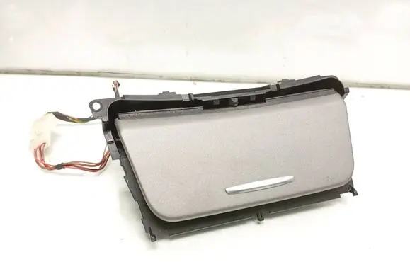 BMW 1 E81 E87 Car ashtray 7078571