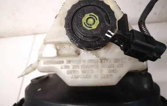 Audi Q7 4L Master brake cylinder 03350887621