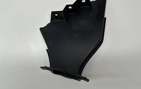 Dodge Charger Intercooler air guide/duct channel 68214812AA 38838J 38838