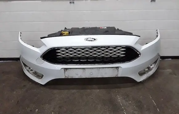 Ford Focus Front bumper F1EB17757A