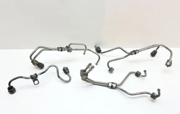 Volvo S80 Fuel line pipe