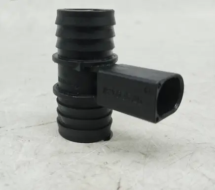 Mercedes-Benz E W210 Air pressure sensor 6110160630 A6110160630 OM611