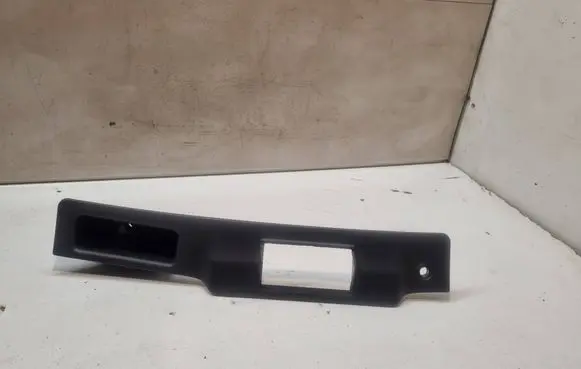 Opel Astra H Tailgate trim 332004790 13119336 11E00228