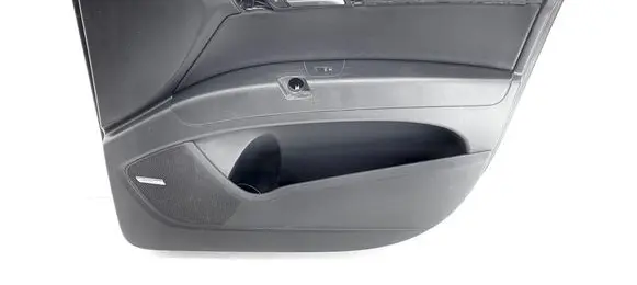 Audi Q7 4L Front door card panel trim