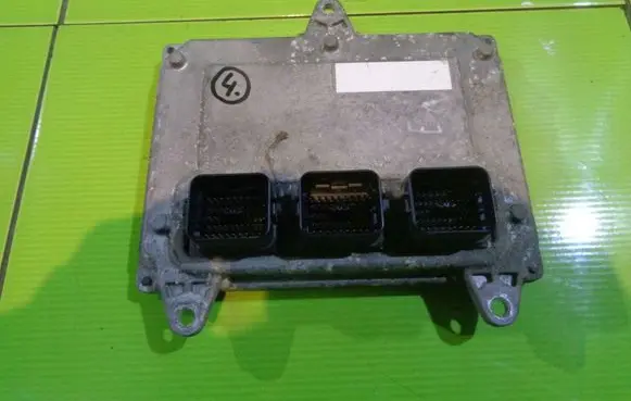 Honda Civic Engine control unit/module 20H