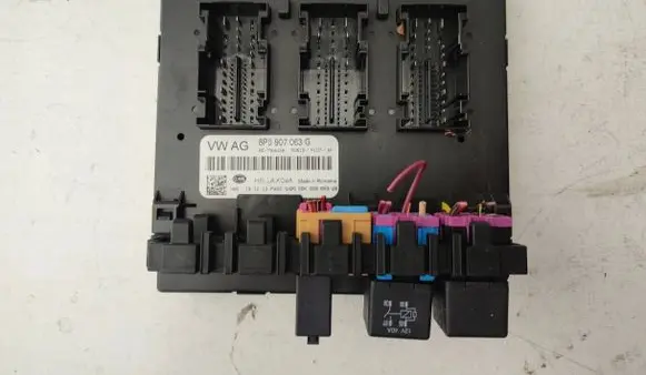 Audi A3 S3 8P Comfort/convenience module 8P0907063G