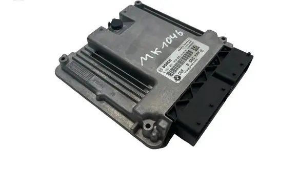 BMW 5 F10 F11 Engine control unit/module 8586540 0281031950