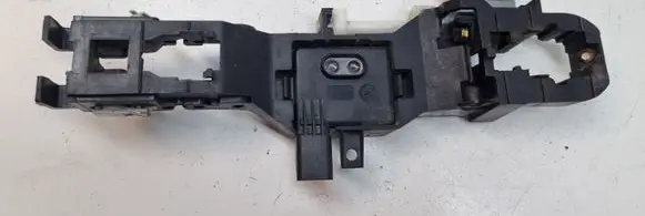 Rear door exterior handle/bracket
