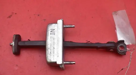 Toyota Corolla Verso E110 Front door check strap stopper 68610-0F010