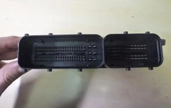 Skoda Octavia Mk2 (1Z) Other control units/modules 03G906021MD E472