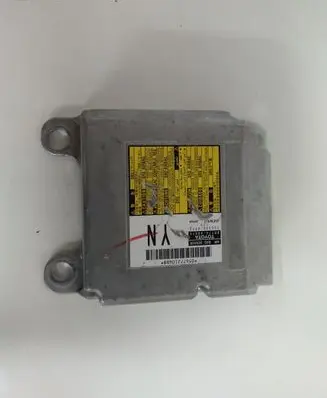 Lexus RX 450H Airbag control unit/module 8917048610