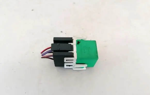 Mercedes-Benz A W168 Other relay 0025422319 v23134-b52-x309