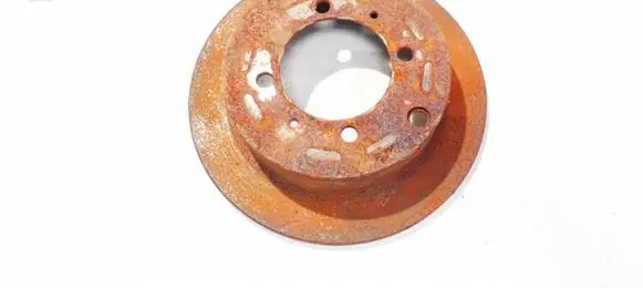 Mitsubishi Lancer Rear brake disc neventiliuojamas