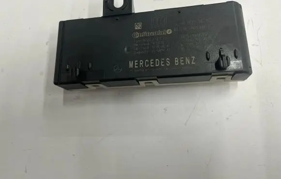 Mercedes-Benz CLA C117 X117 W117 Tailgate/trunk control unit/module A2469003615 A207344931000