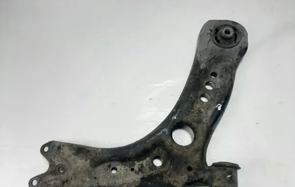 Skoda Octavia Mk3 (5E) Front lower control arm/wishbone