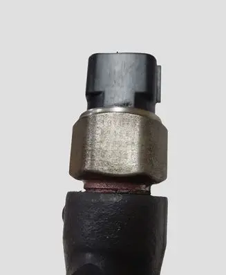 Toyota Corolla E120 E130 Fuel main line pipe 89458 BG010049