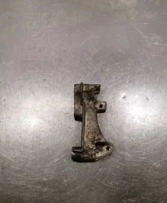 Peugeot 5008 Engine mounting bracket 9688615780