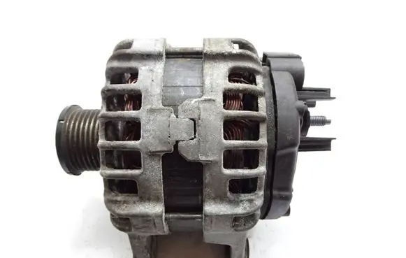 Nissan Qashqai Generator/alternator 231004BE0B F000BL0814