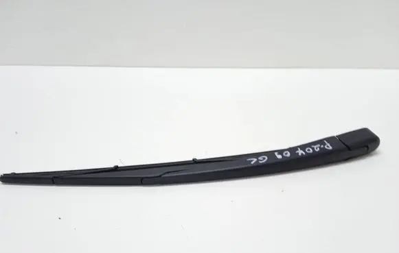 Peugeot 207 Rear wiper blade arm 33493