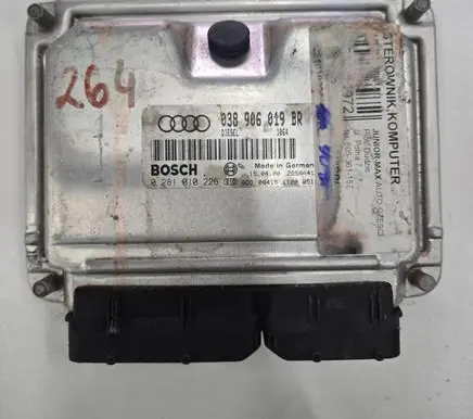 Audi A4 S4 B5 8D Engine control unit/module 038906019BR 28SA441 0281010226