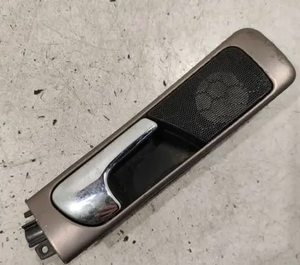 Rear door interior handle
