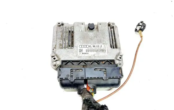 Audi A6 S6 C7 4G Engine control unit/module 03L906018LB 0281017945