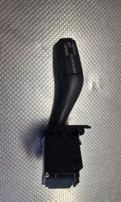 Audi A4 S4 B7 8E 8H Cruise control stalk 8E0953521A