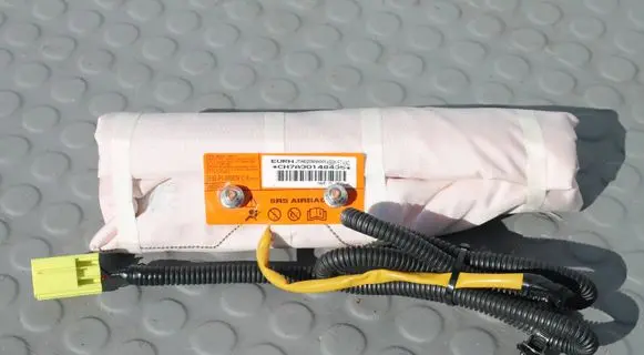 Mazda CX-5 II Seat airbag PODUSZKA-FOTELA PODUSZKA-AIRBAG KB8M57KA0