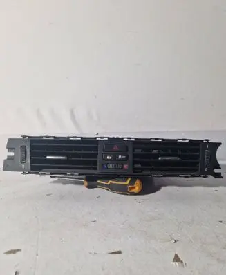 BMW 3 E90 E91 Dash center air vent grill 9130464903 14482110