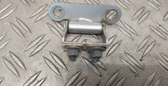 Toyota Prius+ (ZVW40) Tailgate/trunk/boot hinge