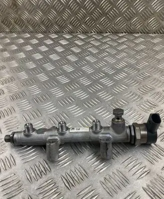 Fuel main line pipe