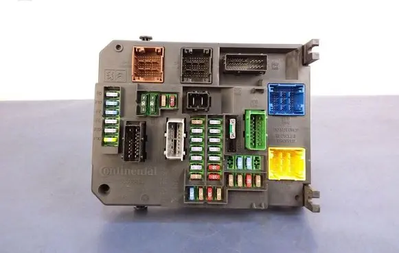 Peugeot 508 RXH Fuse box set 9664992380