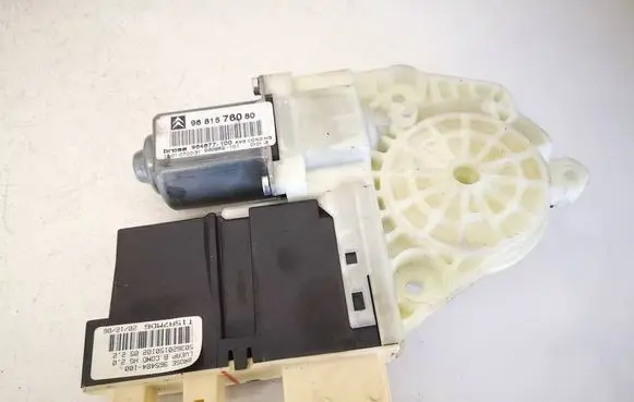 Citroen C4 I Front door window regulator motor 9681576080
