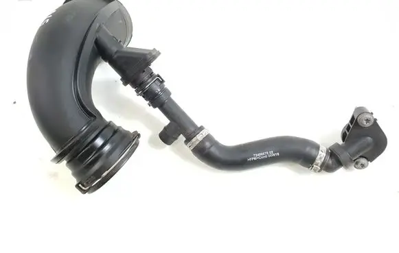 BMW M5 F90 Air intake duct part 13717852385