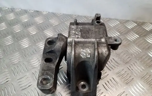 Audi A3 S3 8P Engine mount bracket 1K0199262AT