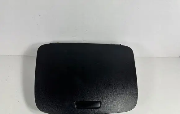 Volkswagen Sharan Glove box