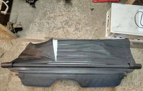 Parcel shelf load cover
