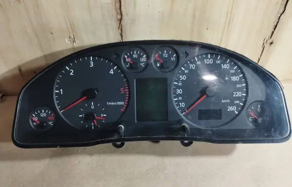 Audi A6 S6 C5 4B Speedometer (instrument cluster) 4B0919880G 110008890001