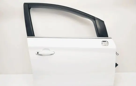Ford Kuga I Front door