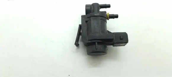 Volkswagen Golf III Turbo solenoid valve 1HO906283