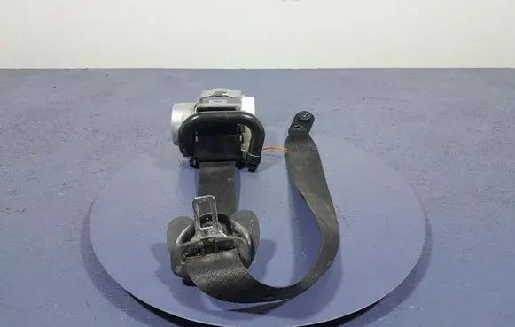 BMW X5 E53 Front seatbelt 7497591